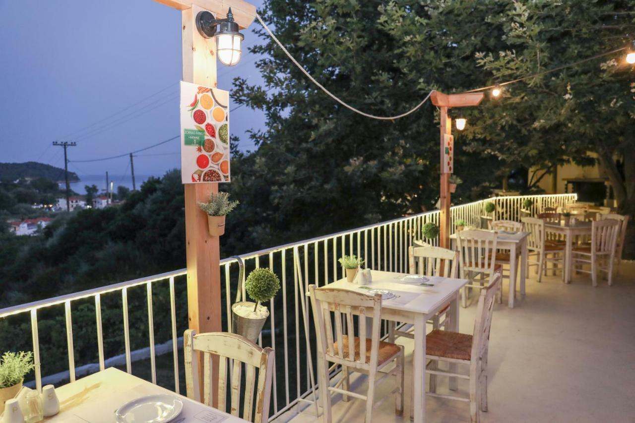 Hotel Zorbas Family House Troulos Exteriér fotografie